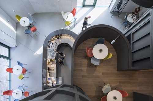 Enotéka znojemských vín, viz ERA21 #04/2020; foto: Laurian Ghinitoiu.