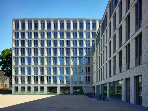 Pelčák a partner architekti: budova CPTO UJEP Ústí nad Labem, dokončeno 2020; foto: Filip Šlapal.