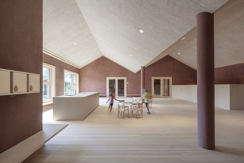  Jedna z nejnovějších realizací studia Pedevilla Architects: vzdělávací centrum ve Frastanzu; foto: Gustav Willeit. 