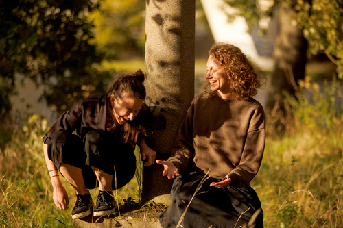 Alice Boušková and Veronika Kučerová; photo: Vojtěch Fröhlich.