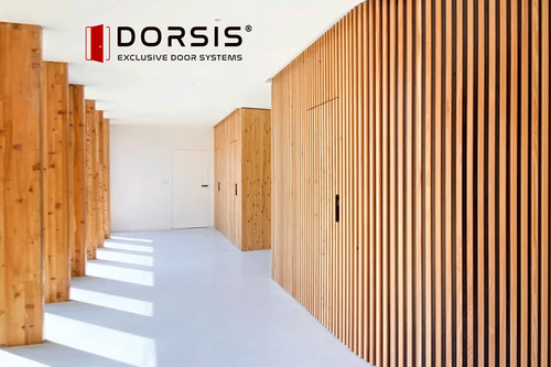 Dveře se skrytými zárubněmi Dorsis nabízejí téměř nekonečnou řadu designových řešení, vždy na míru konkrétnímu interiéru; zdroj: Dorsis.