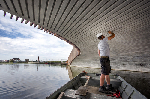 Most přes kanál Vlotwatering, přítomnost netopýrů by měla odhalit sezónní dobrovolnická pozorování; zdroj: NEXT architects.