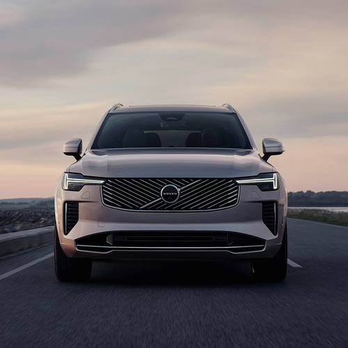 Volvo XC90 - minimalistický luxus oblíbeného SUV.