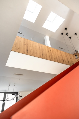  Světlíky VELUX  v kancelářské budově Baumit